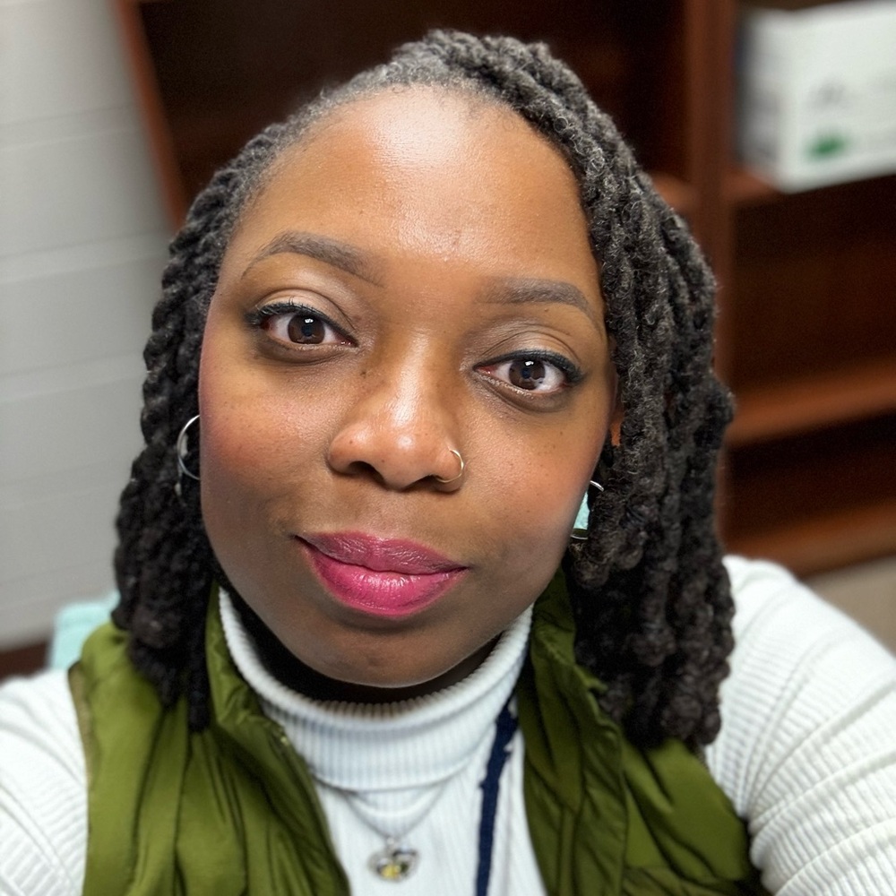 Meet your Posher, Tykekia